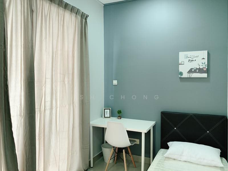 Service Residence for Sale at Platinum Lake PV 21 - Fish Chong - Bedroom - PropertyGuru.com.my