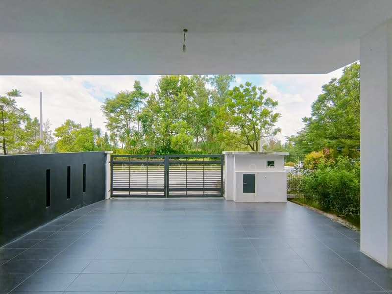 3-storey Terraced House for Sale in Selayang (Selangor) - Tracy Choo - Exterior - PropertyGuru.com.my