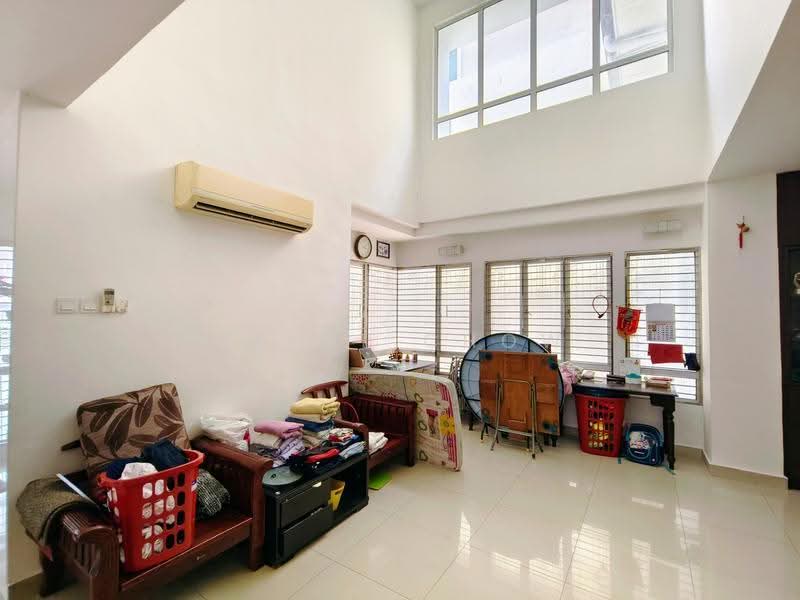 Banglo Pautan untuk Dijual di Taman Mutiara Indah (Puchong) - Mabel Chow - Living Room - PropertyGuru.com.my