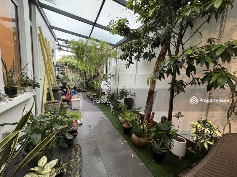 Untuk Dijual - Villa Laman Cahaya