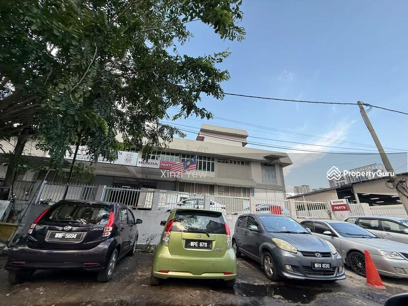 surrounding photo
