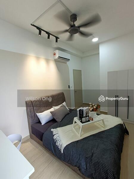 Medium Bedroom