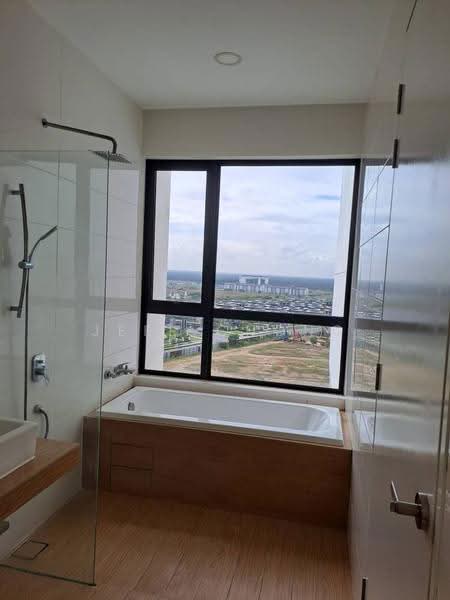 Condominium for Rent at The Parque Residences - Jeff Chong - Bathroom - PropertyGuru.com.my