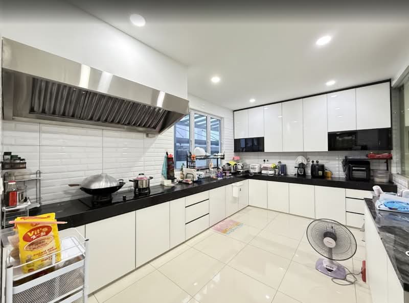 Semi-Detached House for Sale in Jade Hills (Kajang) - Jocelyn Soo - Kitchen - PropertyGuru.com.my