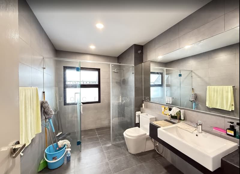 Semi-Detached House for Sale in Jade Hills (Kajang) - Jocelyn Soo - Bathroom - PropertyGuru.com.my
