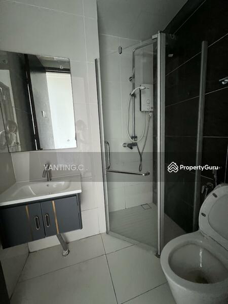 Condominium for Sale at Bay Point @ Country Garden Danga Bay - YANTING.C . - Bathroom - PropertyGuru.com.my