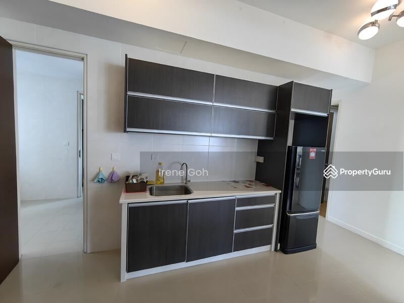 Bayu Ferringhi Condominiums untuk Untuk Dijual - RM 1,200,000, Mac 2026 - Kitchen - PropertyGuru.com.my
