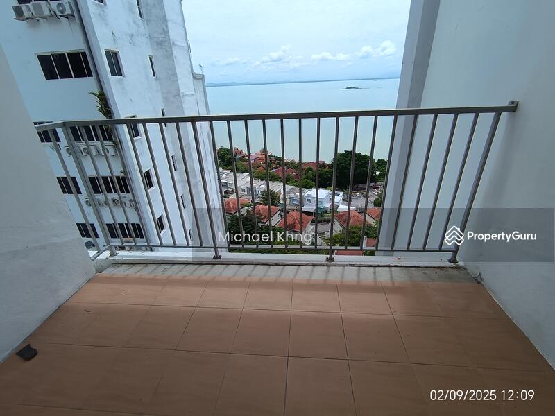3rd Balcony & View
