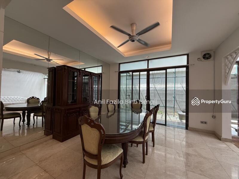 Rumah Berkembar untuk Dijual di Bukit Tunku (Kenny Hills) (Kuala Lumpur) - Anil Fazila Binti Ismail - Dining Room - PropertyGuru.com.my