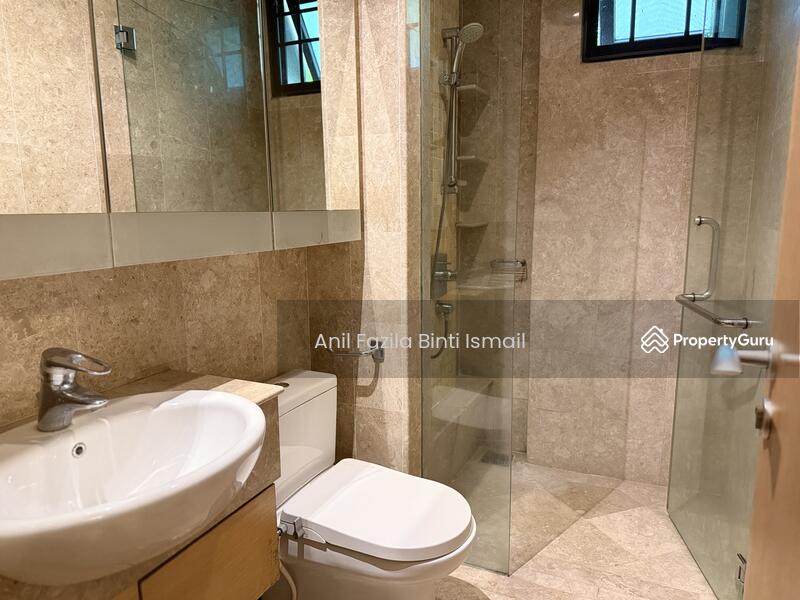Rumah Berkembar untuk Dijual di Bukit Tunku (Kenny Hills) (Kuala Lumpur) - Anil Fazila Binti Ismail - Bathroom - PropertyGuru.com.my