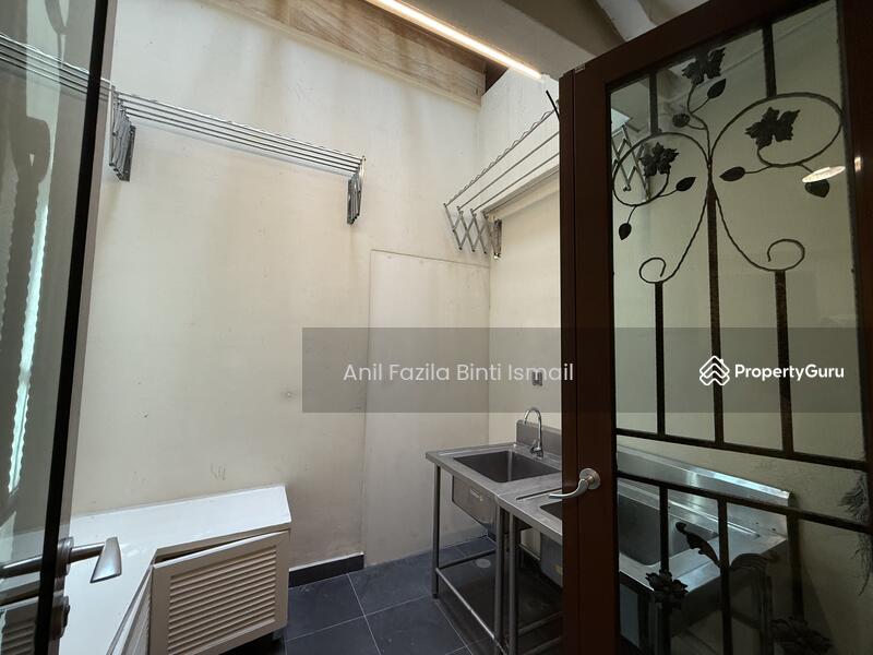 Rumah Berkembar untuk Dijual di Bukit Tunku (Kenny Hills) (Kuala Lumpur) - Anil Fazila Binti Ismail - Kitchen - PropertyGuru.com.my