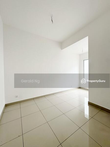 2-storey Terraced House for Sale in Skudai (Johor) - Gerald Ng - Living Room - PropertyGuru.com.my