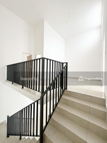 2-storey Terraced House for Sale in Skudai (Johor) - Gerald Ng - Stairs - PropertyGuru.com.my