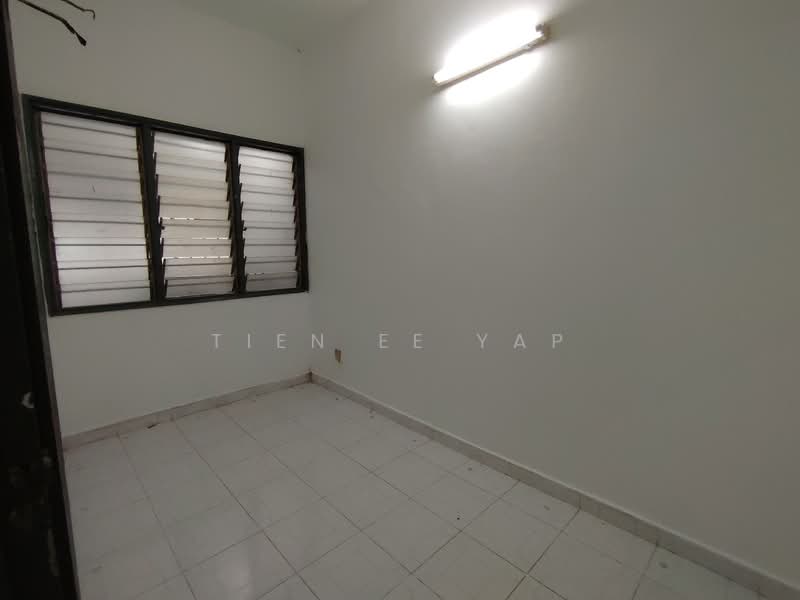 Rumah Teres 2 Tingkat untuk Dijual di Taman Mastiara (Jalan Ipoh) - Tien Ee Yap - Bedroom - PropertyGuru.com.my