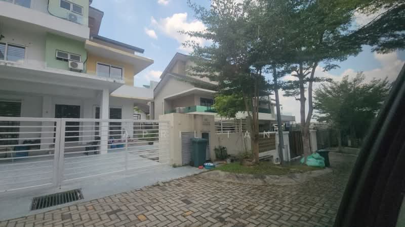 Cluster House for Sale in Balakong (Selangor) - april tan - Exterior - PropertyGuru.com.my