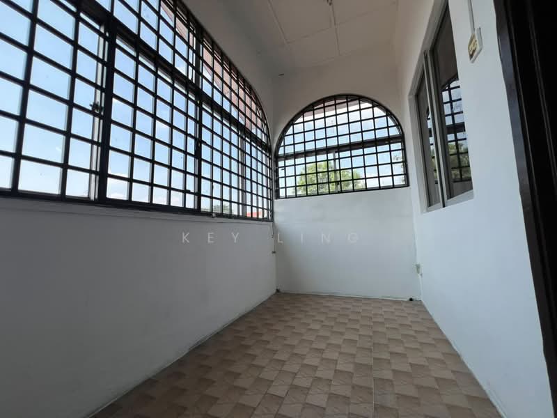 Bungalow House for Sale in SS3 (Petaling Jaya) - Key Ling - Balcony - PropertyGuru.com.my