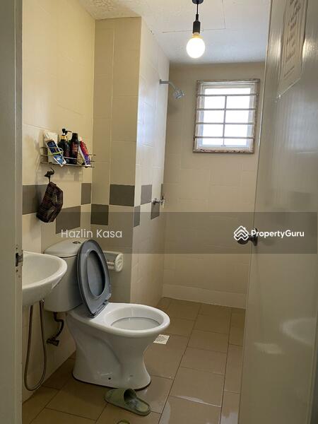 Apartment for Sale at Pangsapuri Seri Mutiara - Hazlin Kasa - Bathroom - PropertyGuru.com.my