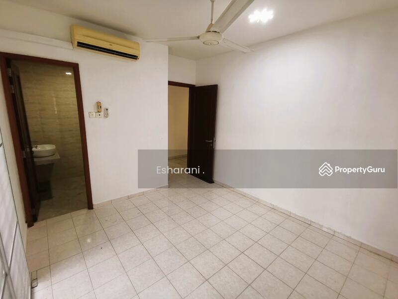 Rumah Berkembar untuk Dijual di Happy Garden (Kuchai Lama) - Esharani . - Bedroom - PropertyGuru.com.my
