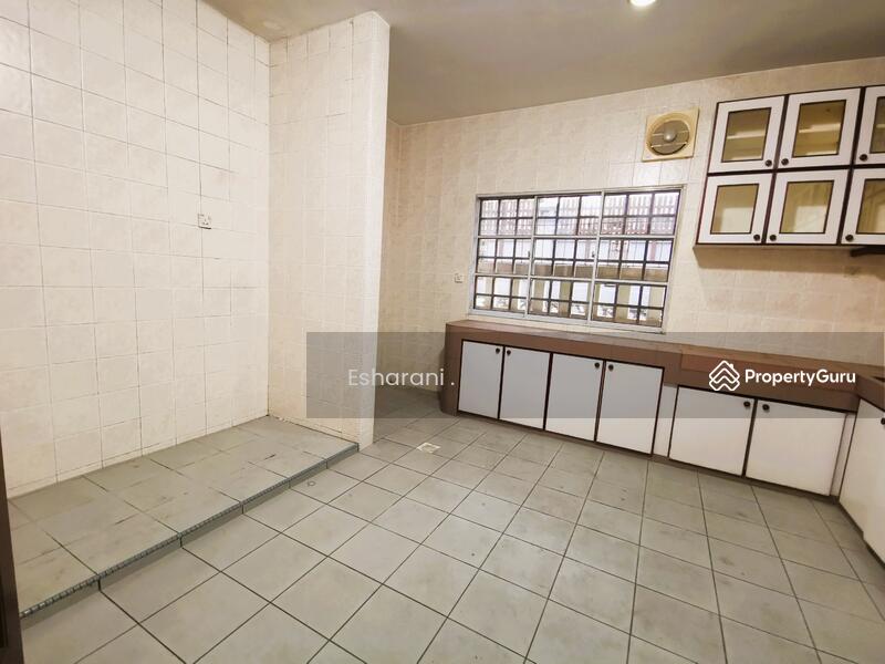 Rumah Berkembar untuk Dijual di Happy Garden (Kuchai Lama) - Esharani . - Kitchen - PropertyGuru.com.my