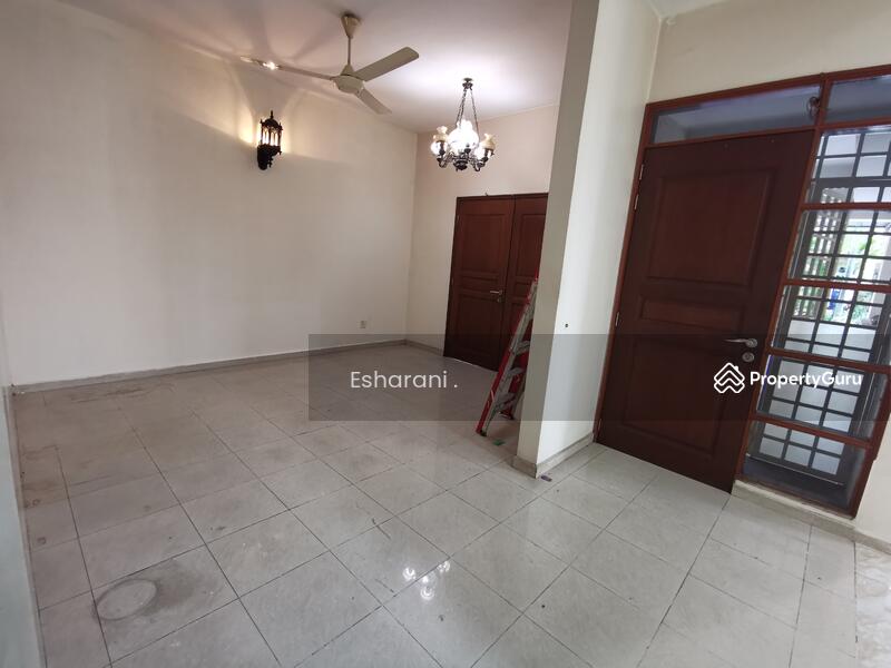Rumah Berkembar untuk Dijual di Happy Garden (Kuchai Lama) - Esharani . - Living Room - PropertyGuru.com.my