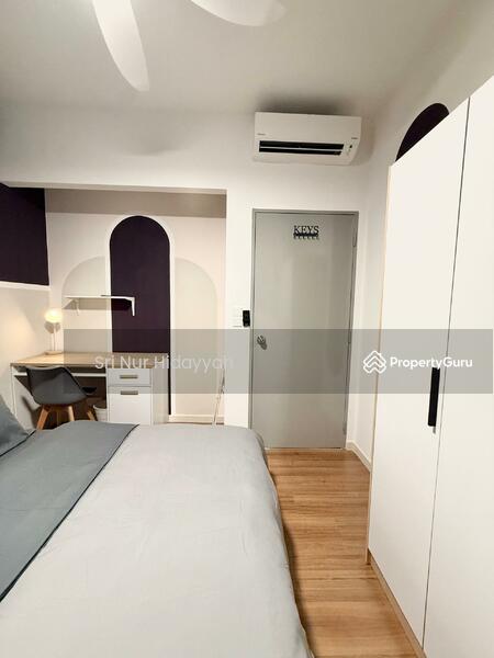 Medium Bedroom Queen Bedsize