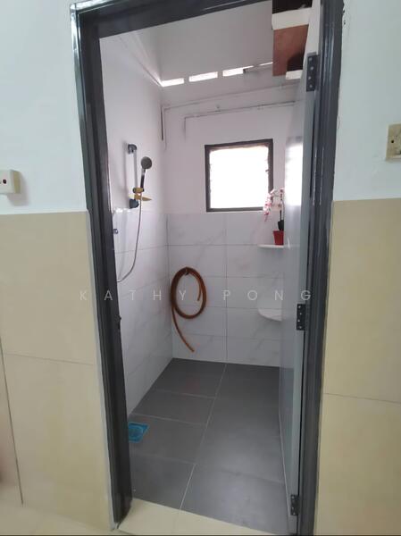 Shop / Office for Rent in Jinjang Selatan (Batu) - Kathy Pong - Bathroom - PropertyGuru.com.my