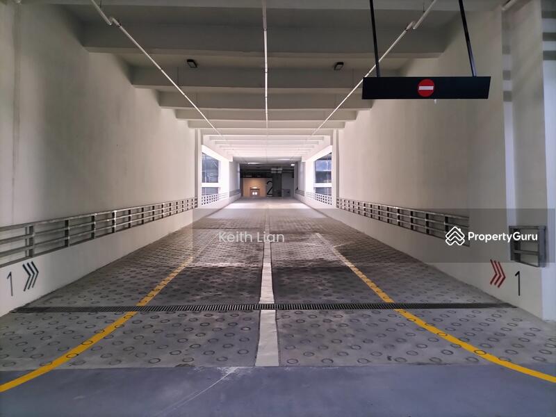 Gudang untuk Dijual di Taman Sains Selangor (Kota Damansara) - Keith Lian - Car Park - PropertyGuru.com.my
