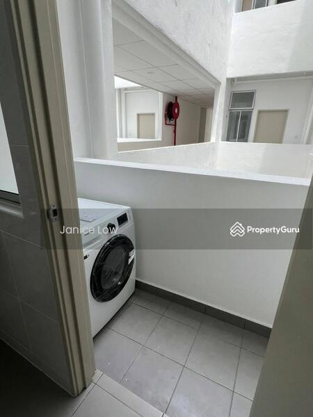 Pangsapuri untuk Disewa di Residensi Advena - Janice Low - Yard - PropertyGuru.com.my