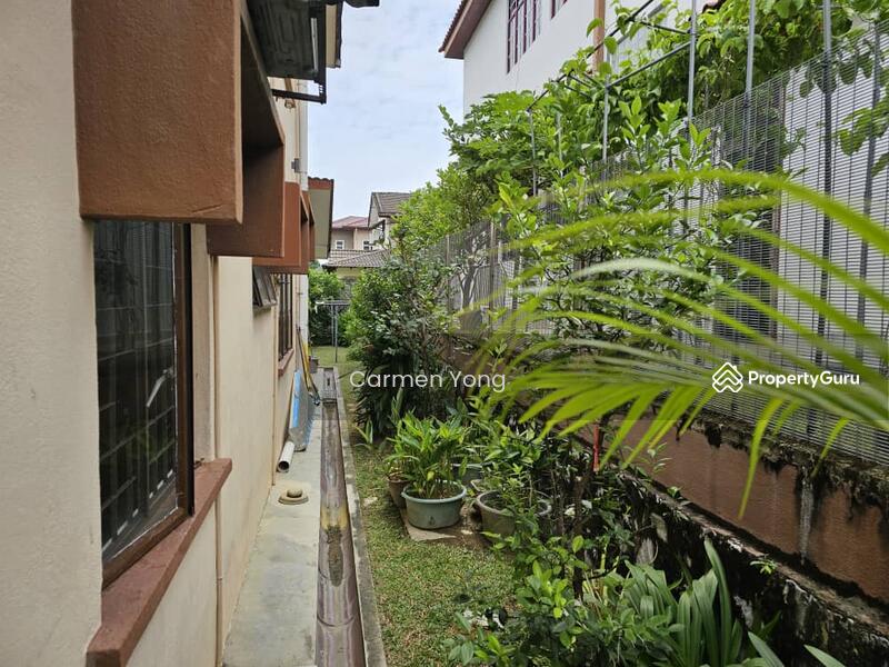 Side Garden