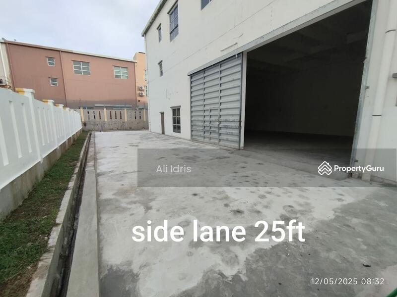 Side Lane