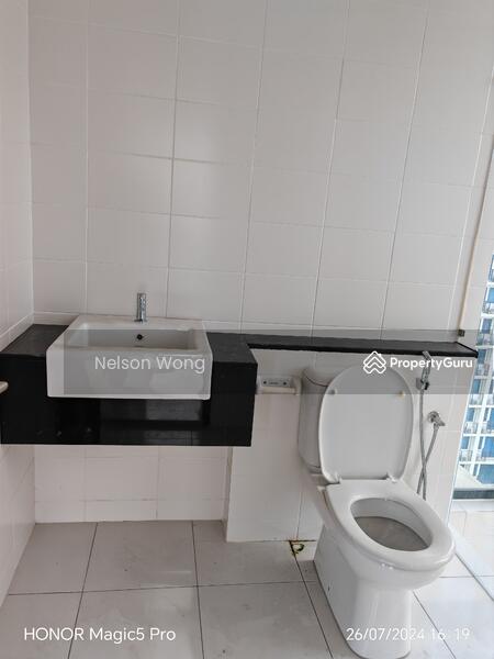 Servis Apartment untuk Dijual di Trefoil @ Setia City - Nelson Wong - PropertyGuru.com.my