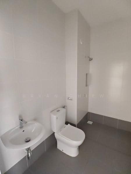 Rumah Kluster untuk Dijual di Eco Botanic (Iskandar Puteri (Nusajaya)) - Bryan Chiew - Bathroom - PropertyGuru.com.my