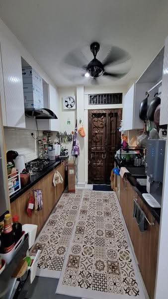 Rumah Teres 3-Tingkat untuk Dijual di Denai Alam (Shah Alam) - Shaiful Rudy - Kitchen - PropertyGuru.com.my