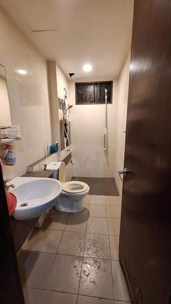 Rumah Teres 3-Tingkat untuk Dijual di Denai Alam (Shah Alam) - Shaiful Rudy - Bathroom - PropertyGuru.com.my