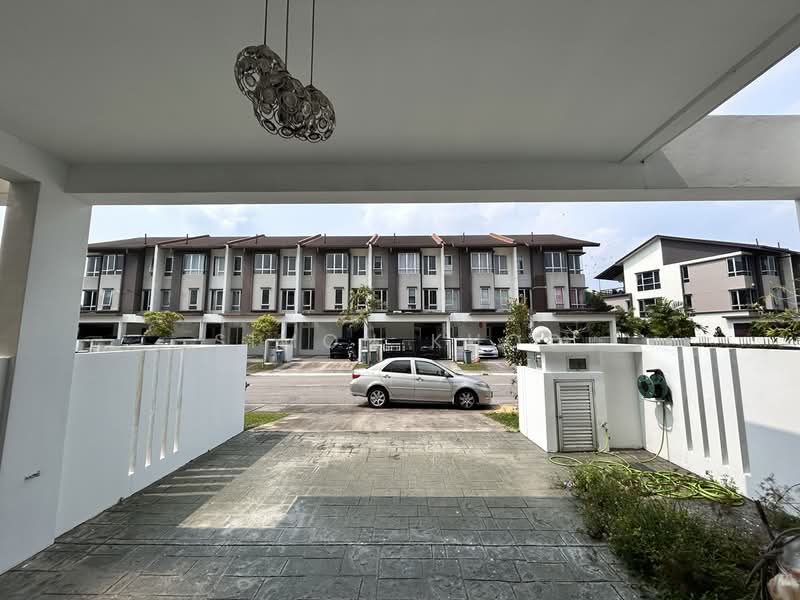 Rumah Teres untuk Disewa di Bandar Tropicana Aman (Telok Panglima Garang) - Simon Khoo - Exterior - PropertyGuru.com.my