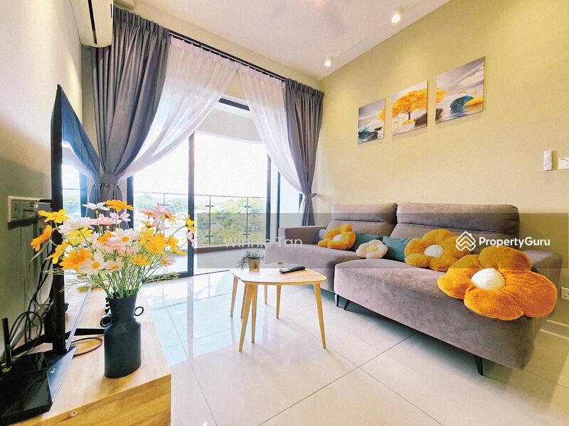 Kondominium untuk Dijual di Amberside @ Country Garden Danga Bay - Winnie Tan - Living Room - PropertyGuru.com.my