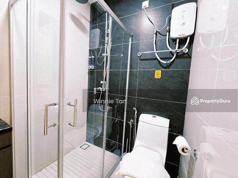 Kondominium untuk Dijual di Amberside @ Country Garden Danga Bay - Winnie Tan - Bathroom - PropertyGuru.com.my