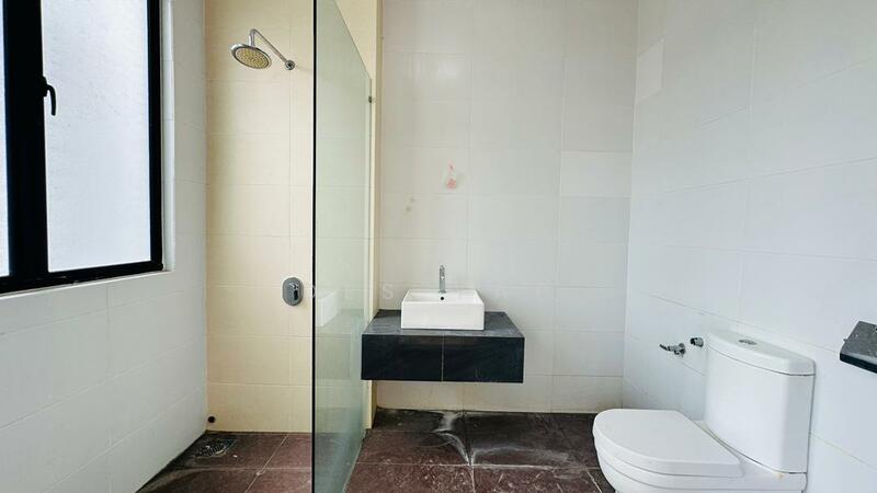 2-storey Terraced House for Sale in Rawang (Selangor) - Des Yap - Bathroom - PropertyGuru.com.my