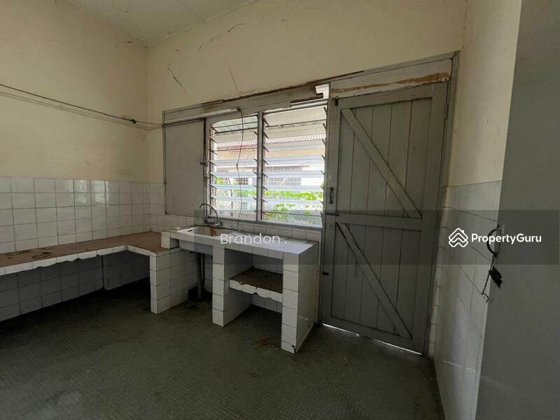 Rumah Teres untuk Dijual di Taman Kok Lian (Jalan Kuching) - Brandon . - Kitchen - PropertyGuru.com.my