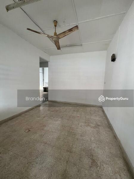 Rumah Teres untuk Dijual di Taman Kok Lian (Jalan Kuching) - Brandon . - Living Room - PropertyGuru.com.my