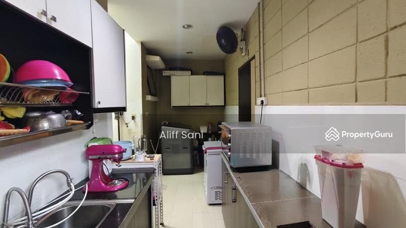 Untuk Dijual - Taman Tropika 2