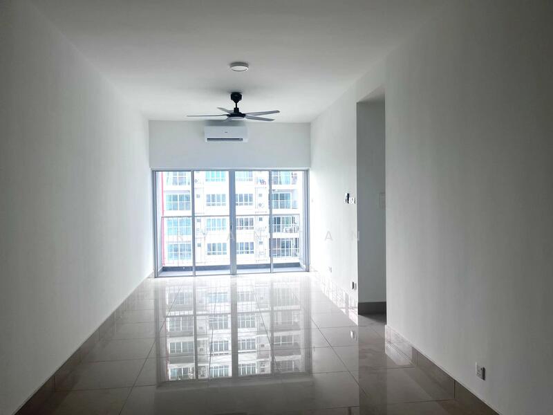 Service Residence for Sale at Serviced Residence @ Razak City Residences (RC Residences) - Ryan Tan - Living Room - PropertyGuru.com.my
