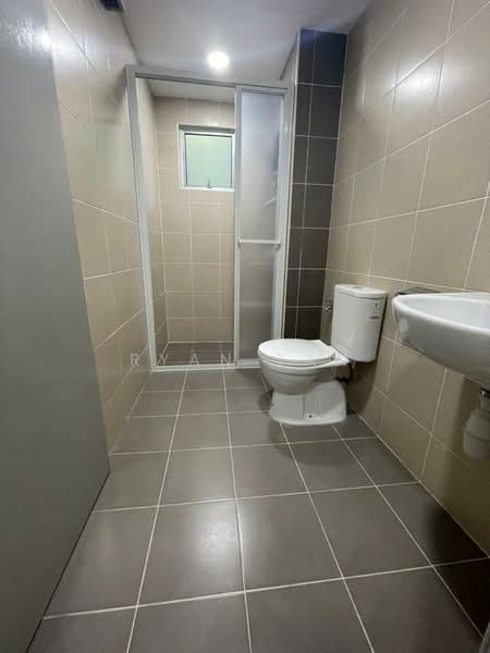 Servis Apartment untuk Dijual di Serviced Residence @ Razak City Residences (RC Residences) - Ryan Tan - Bathroom - PropertyGuru.com.my