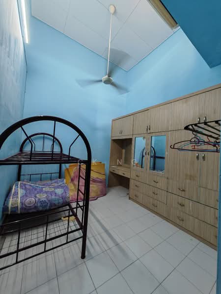 Rumah Teres 1 Tingkat untuk Dijual di Seremban 3 (Rasah) - CK Ng - Bedroom - PropertyGuru.com.my