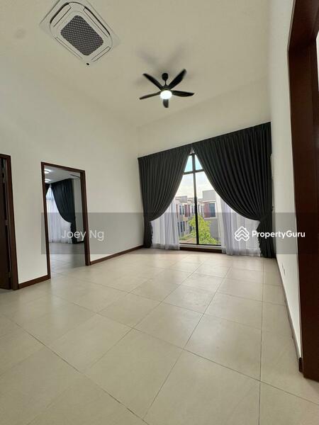 Living Hall 