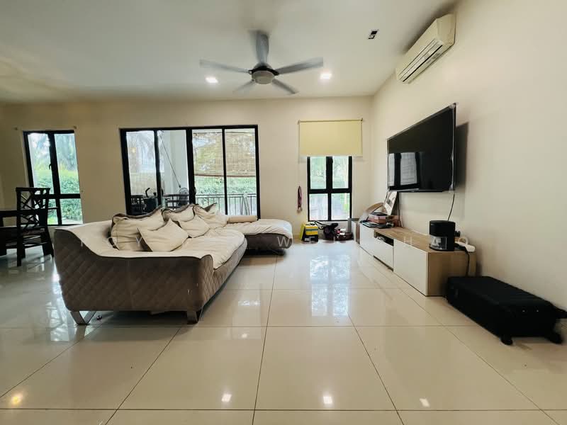 Semi-Detached House for Sale in Leisure Farm (Gelang Patah) - Roy Lim Wei Chao - Living Room - PropertyGuru.com.my