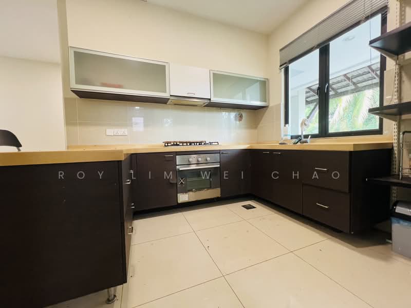 Semi-Detached House for Sale in Leisure Farm (Gelang Patah) - Roy Lim Wei Chao - Kitchen - PropertyGuru.com.my
