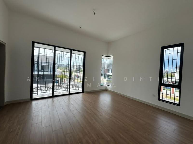 2-storey Terraced House for Sale in Elmina (Shah Alam) - Anil Fazila Binti Ismail - Living Room - PropertyGuru.com.my