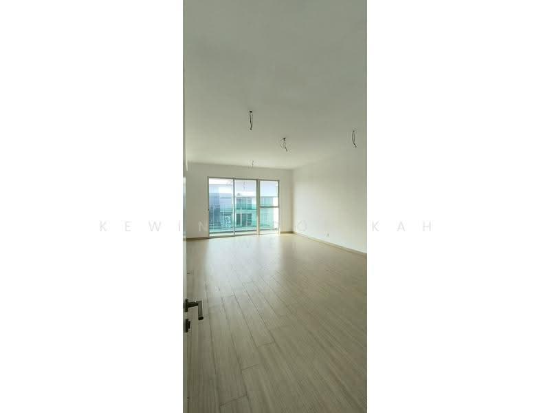 3-storey Terraced House for Sale in Puchong (Selangor) - Kewin Poon Kah Wei - Living Room - PropertyGuru.com.my