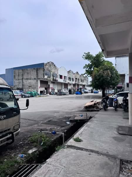 Factory for Rent in Seri Kembangan (Selangor) - Jeff Yap - Exterior - PropertyGuru.com.my